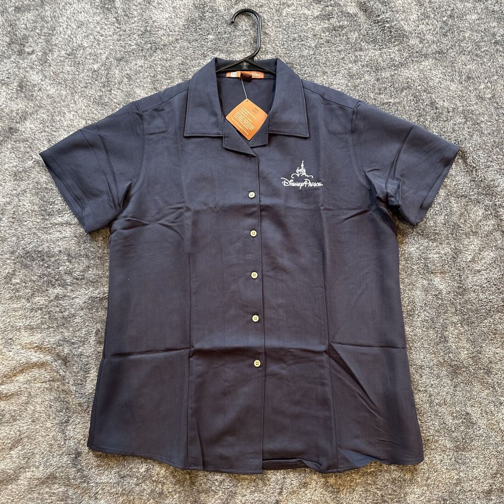 Walt Disney‎ World Embroidered Logo Button Up Short Sleeve Pocket Shirt L New